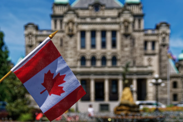 Bank of Canada Set to Stay on Hold Amid Inflation Risks